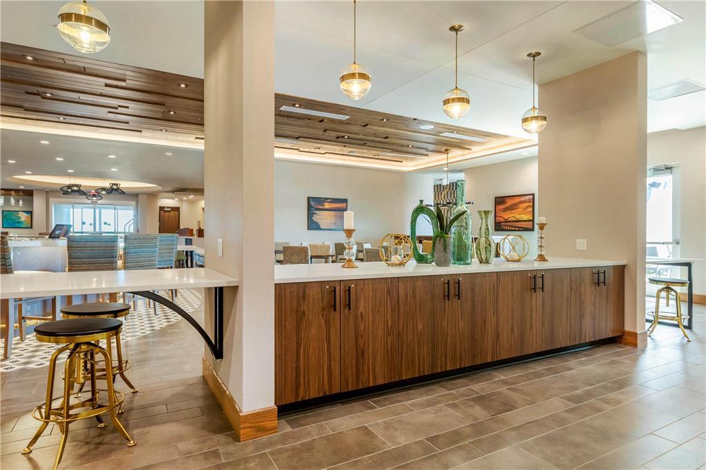 Cambria Hotel Davenport Quad Cities Bettendorf Interior photo